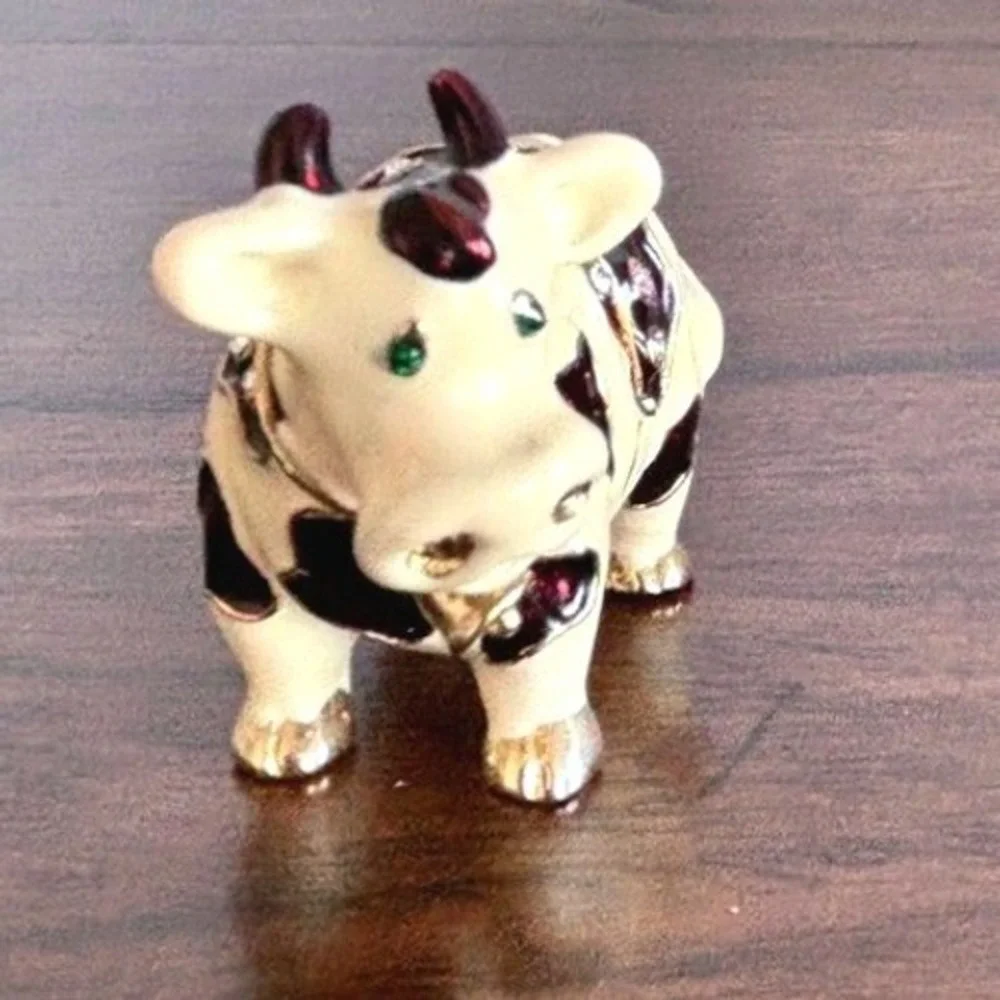 Jeweled Mini Cow Trinket Box Enamel Rhinestone Black White Country Whimsical Vtg